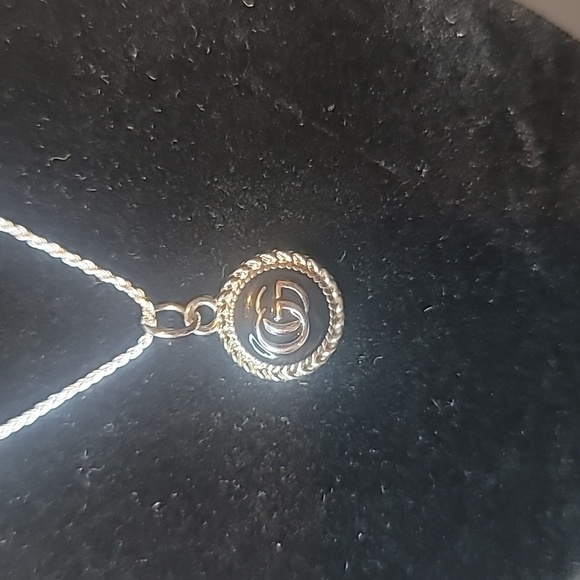 GUCCI UPCYLCED CHARM WITH 18" 925 STERLING SILVER CHAIN - Picture 3 of 5